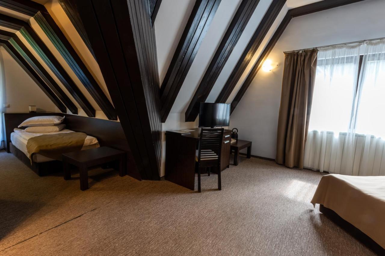 Hotel Smart Sinaia Exterior photo