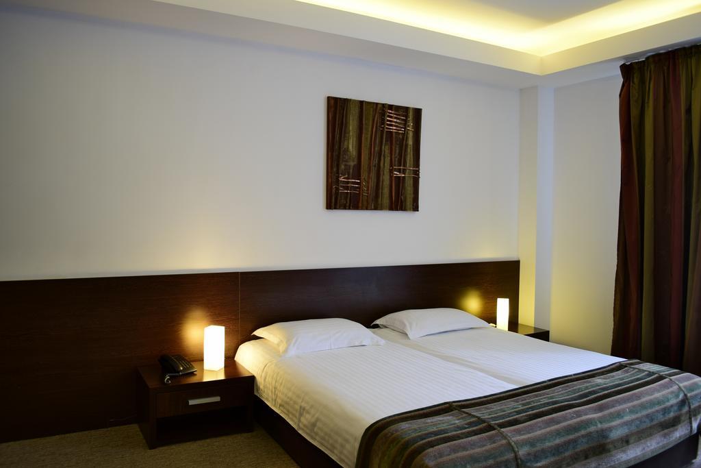 Hotel Smart Sinaia Exterior photo