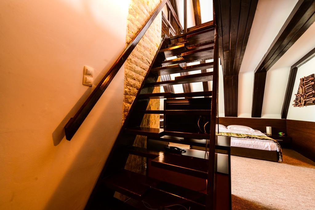 Hotel Smart Sinaia Exterior photo